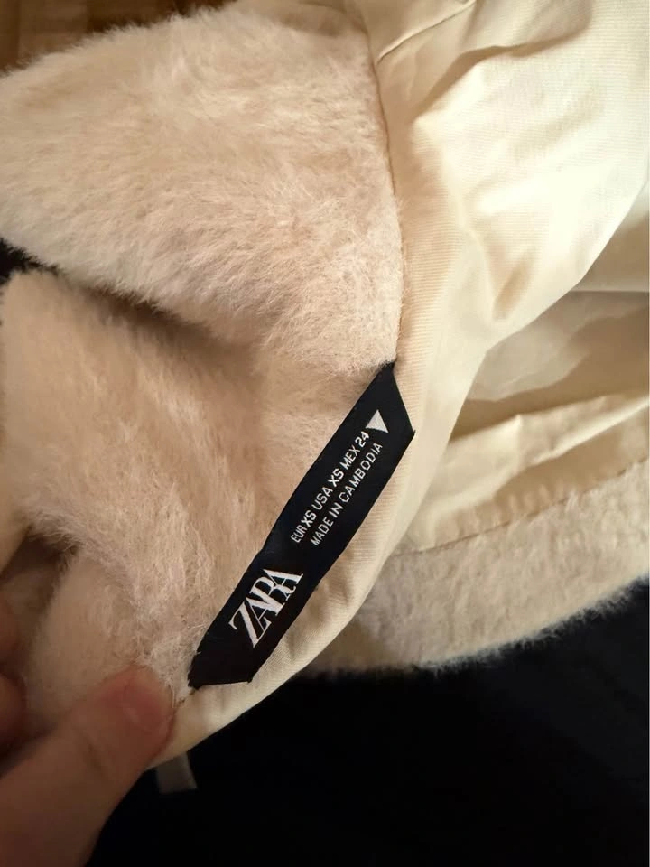 Zara Stand Collar Sleeveless Vest - photo 3