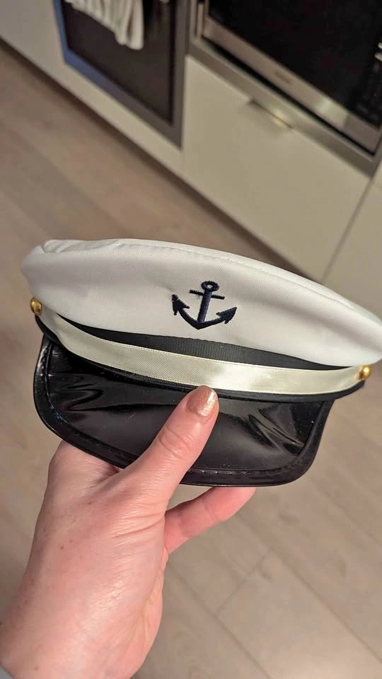 White Captain Hat