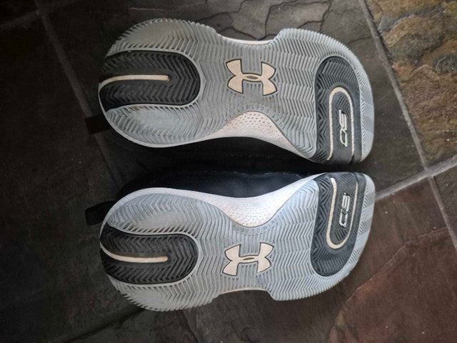 Under Armour shoes - photo 4