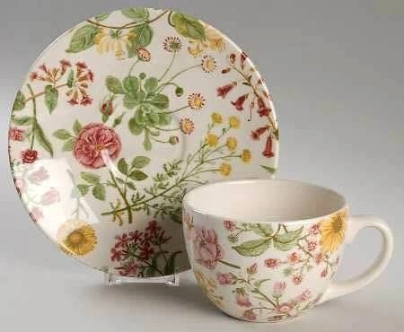 Vintage Royal Stafford Hedgerow Wildflowers Earthenware Set