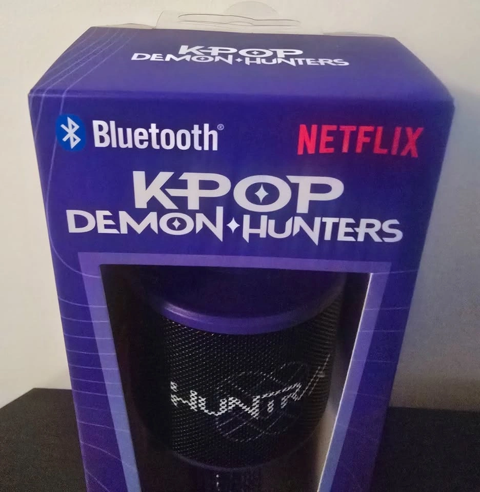 KPOP Demon Hunters Bluetooth Karaoke Microphone - New & Sealed - photo 2