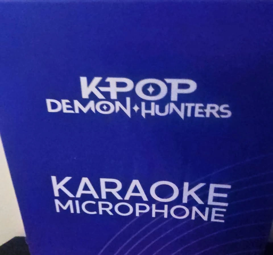 KPOP Demon Hunters Bluetooth Karaoke Microphone - New & Sealed - photo 5