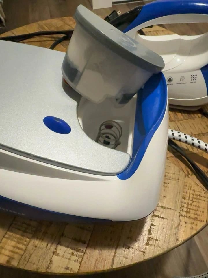 Reliable Maven 125IS Professional Steam Iron - photo 5
