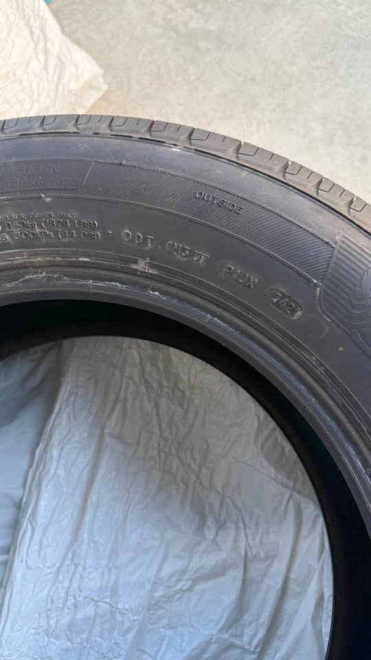 Michelin Defender Tires - Set of 4 - 225/65R17 102H - photo 5