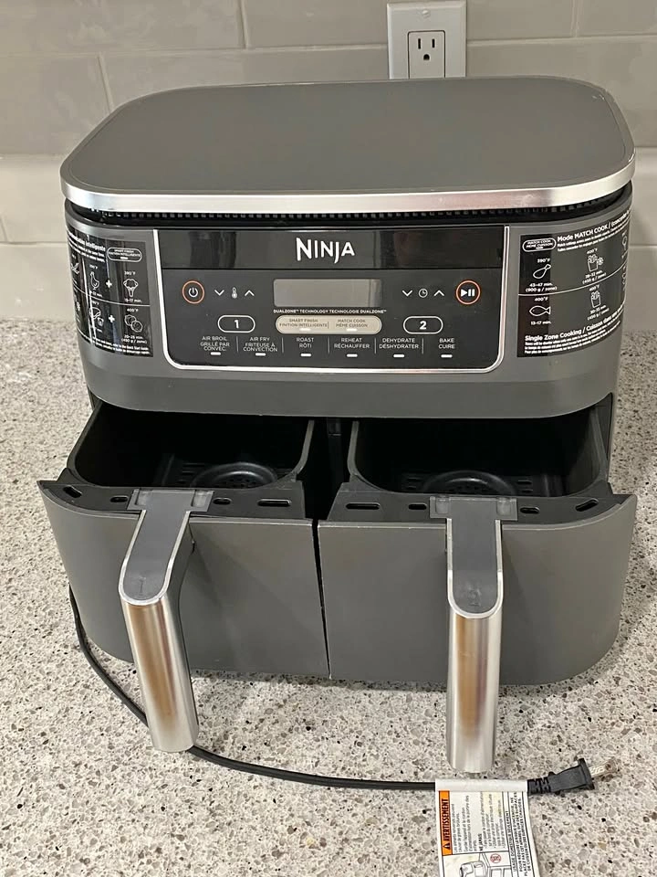 Ninja Foodi 8-qt. Double Air Fryer with DualZone Technology