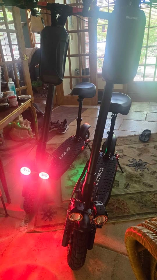 Off-Road Electric Scooter 31mph – Brand New - photo 4