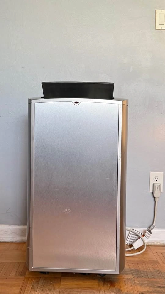Insignia 14,000 BTU Portable AC - Fan Only, No Window Kit