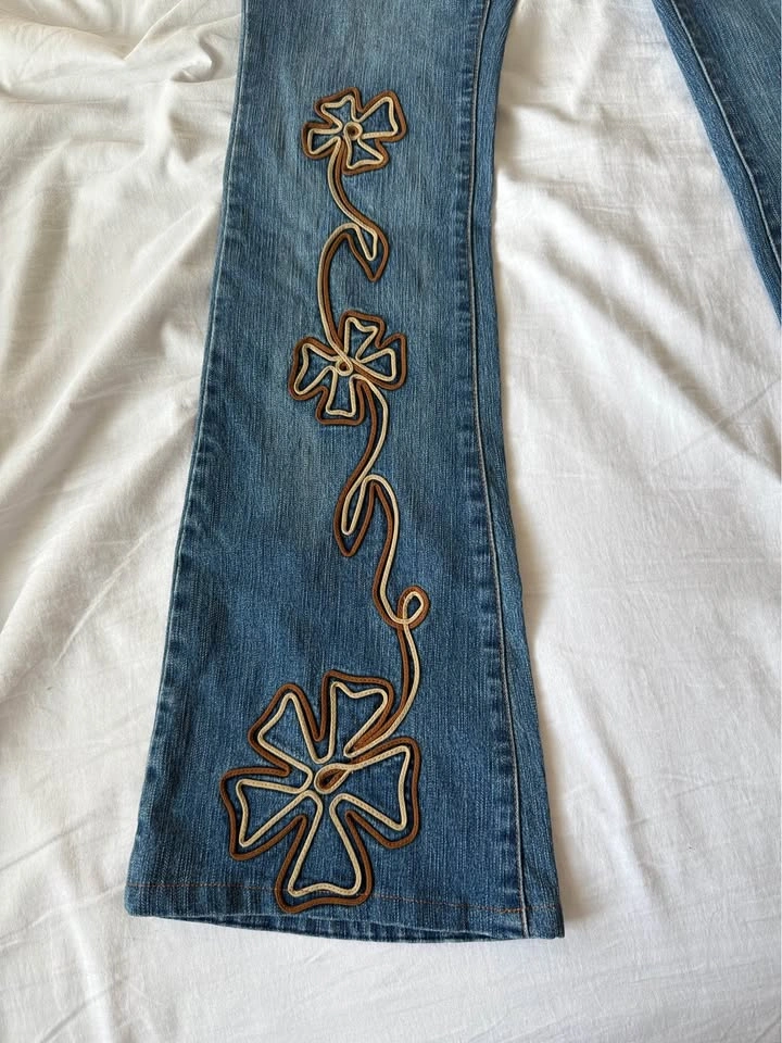 Y2K HotKiss Lowrise Flare Jeans - photo 4