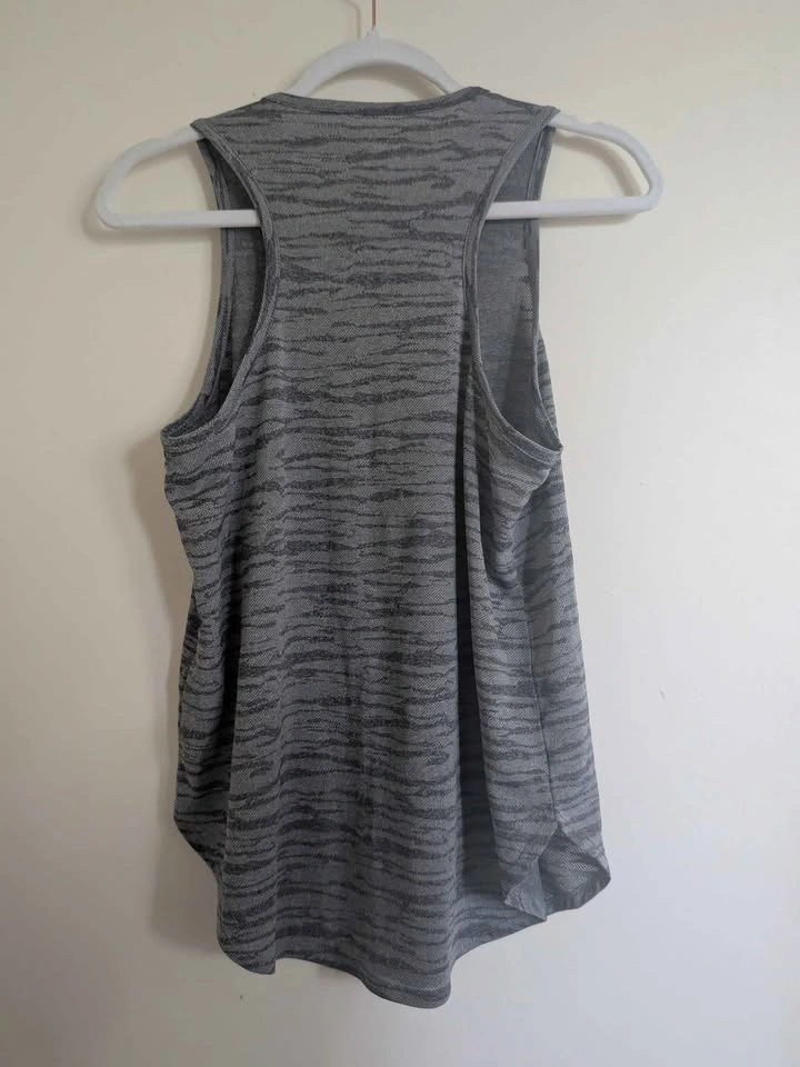 Women's (M) Shambhala tank top - photo 2