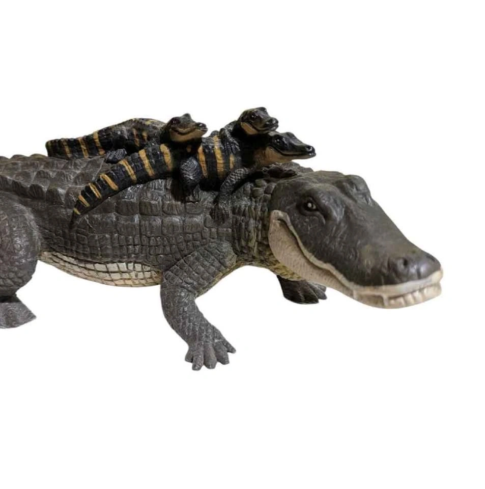Alligator with babies figure 12" Safari Ltd toys - photo 2