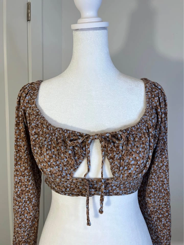 GARAGE Cropped Tie-Front Long Sleeve Floral Top - Size M - photo 2