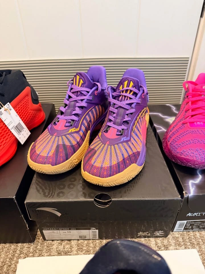 Basketball Shoes - photo 4