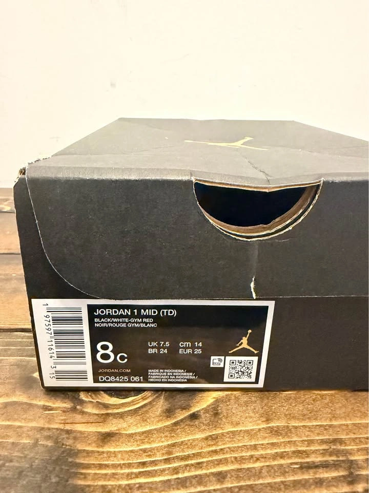 AJ1 Mid 8c - photo 2