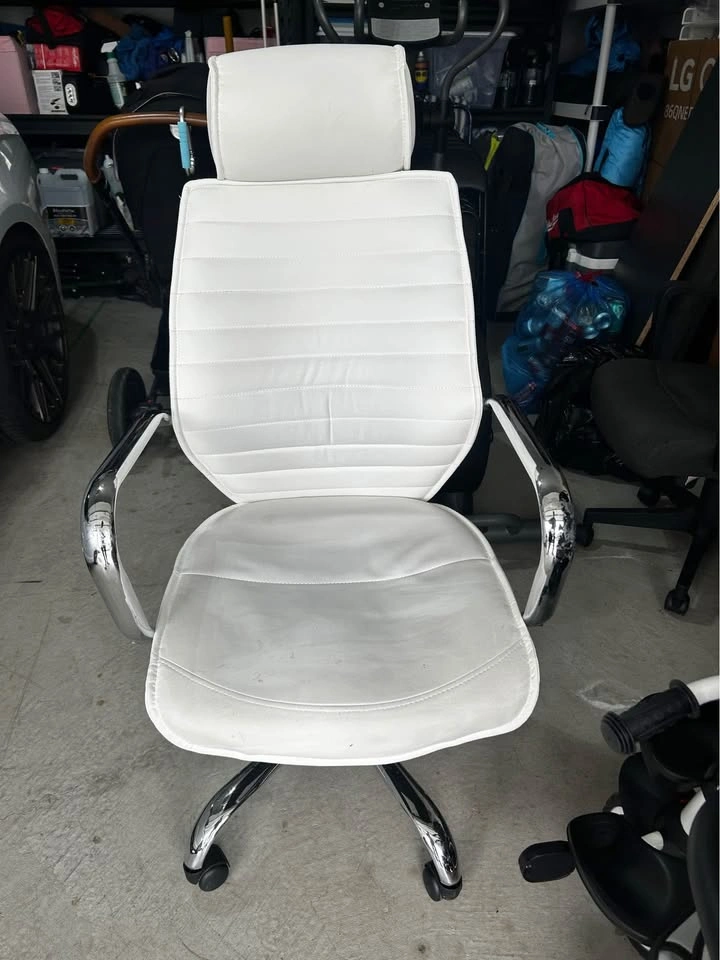 White Computer Chair - photo 2
