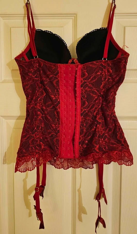 Frederick's of Hollywood Red & Black Lace Bustier - Size Small - photo 2