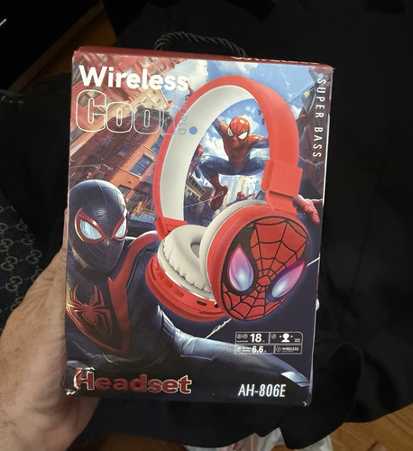 AH-806E Spider-Man Bluetooth Wireless Over-Ear Headphones