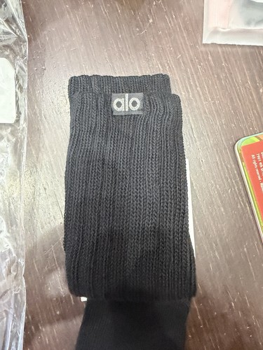 Alo Yoga Scrunch Crew Socks Black Size M Women's 1 Pair - photo 3