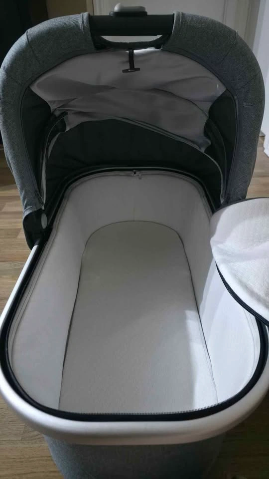 Uppababy Bassinet V2 – Excellent Condition - photo 4