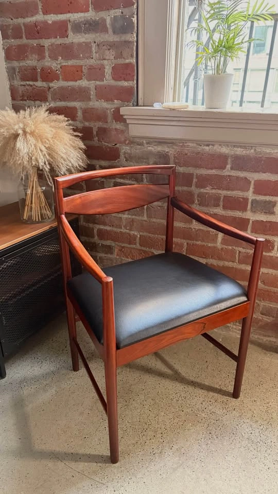 Solid Wood Mid-Century Modern Danish Arm Chair - photo 2