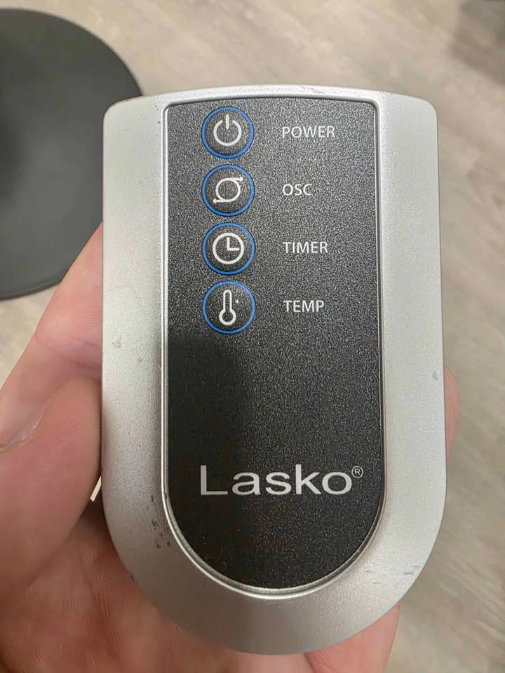 Lasko 16” Oscillating Pedestal Fan with Remote & Timer - photo 4