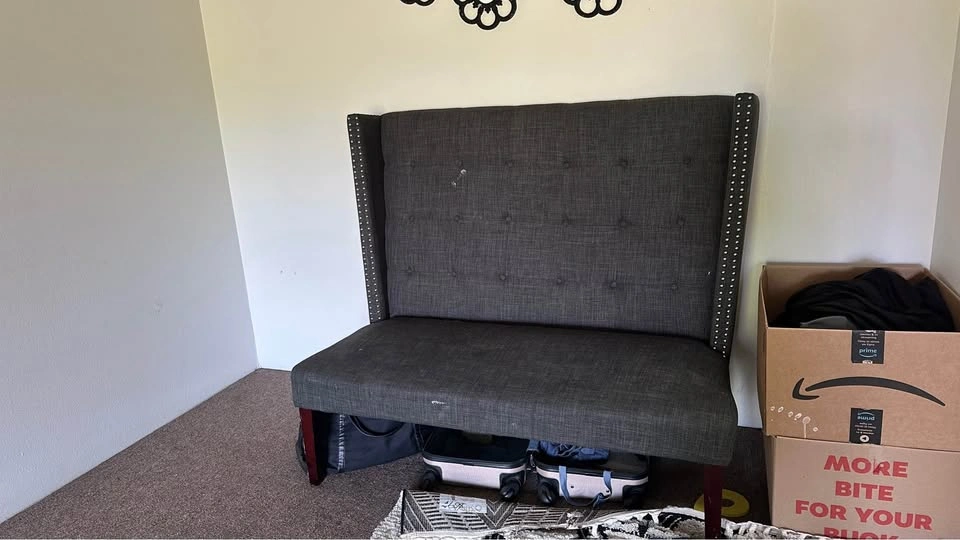 Grey upholstered Bench - photo 2