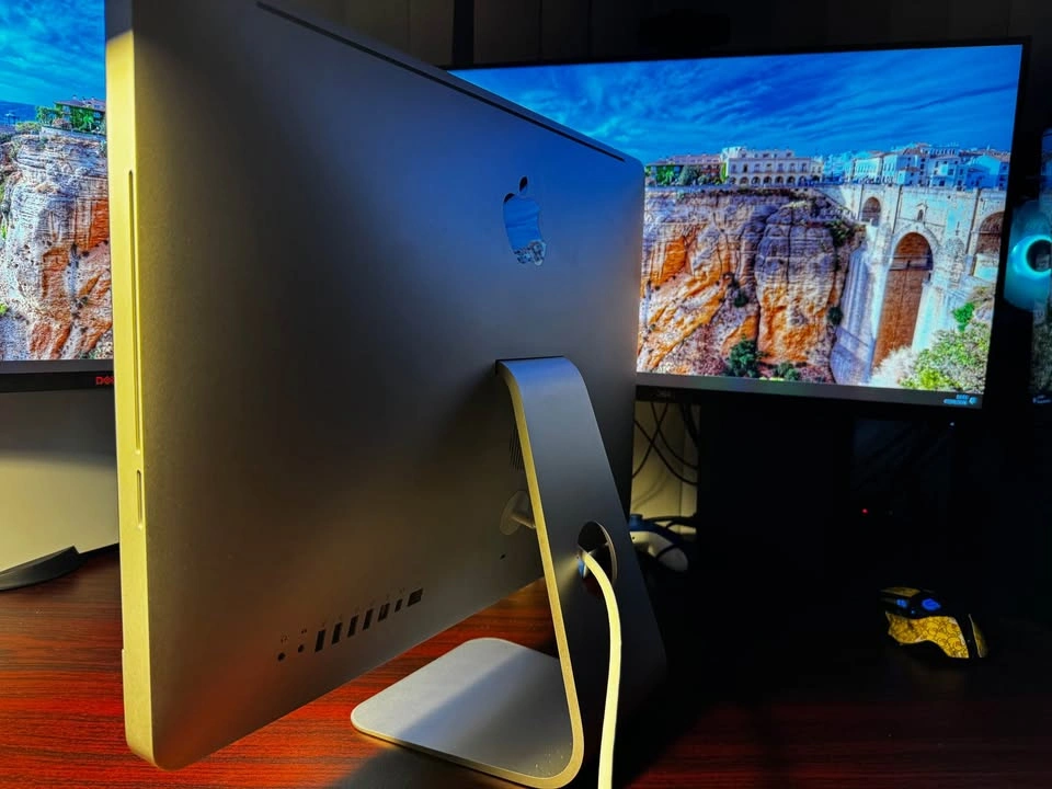 Apple iMac 21.5" (Mid 2010, i7 860S, 32GB RAM, 120GB SSD) - photo 4