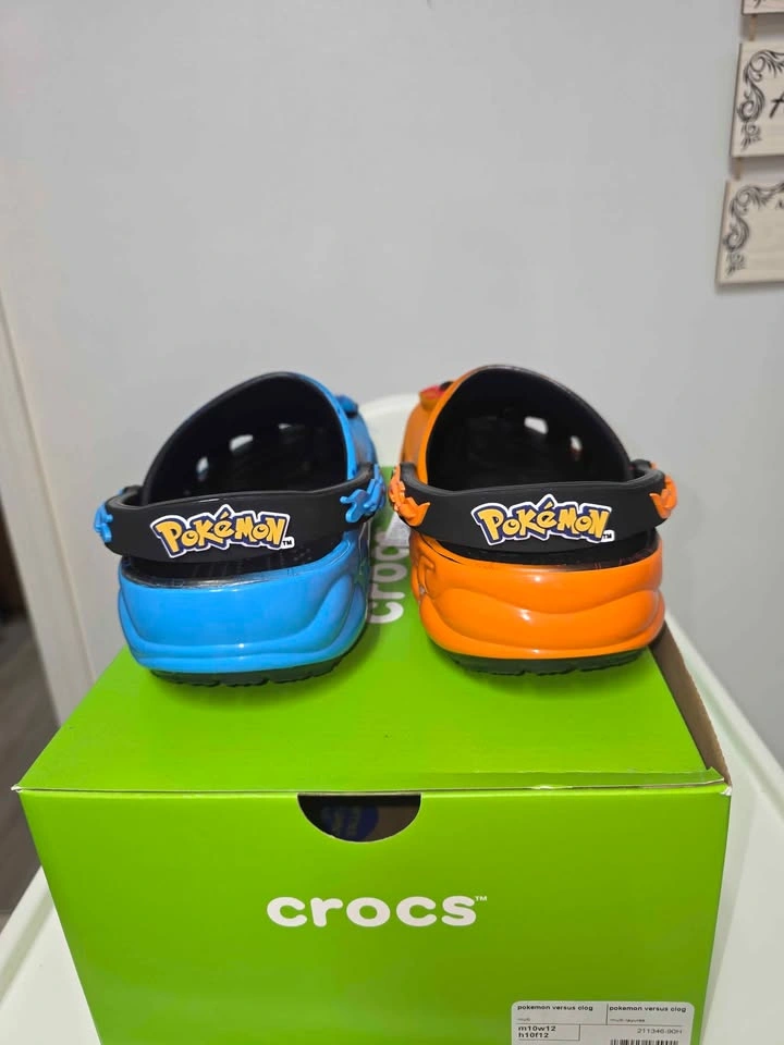 Crocs Pokemon Charizard Blastoise Versus Clogs - photo 4