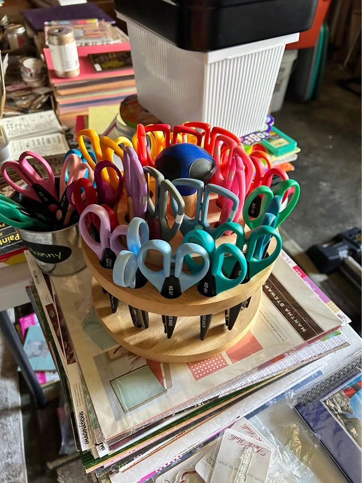 Large Scrapbooking and Paper Crafting Supplies - photo 3