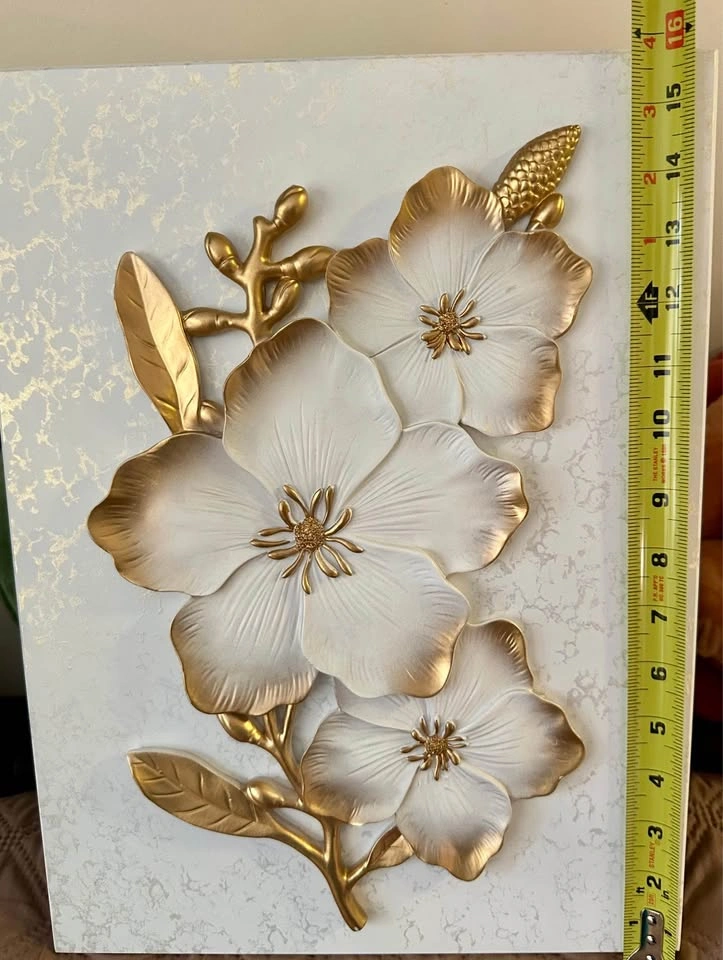 3D Floral Wall Decor – White & Gold – 12" x 16" - Ready to hang - photo 2