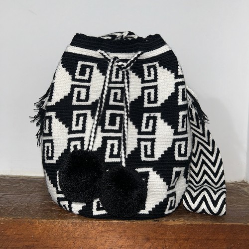Authentic 100% Wayuu Mochila Colombian Bag Large Black & White - photo 3