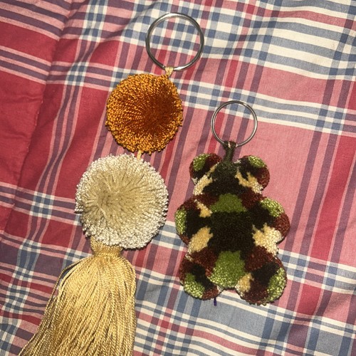 2 Pcs Wayuu Colorful Beige And Green Pompom Tassel Keychain - photo 2