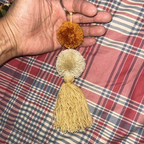 2 Pcs Wayuu Colorful Beige And Green Pompom Tassel Keychain - photo 4