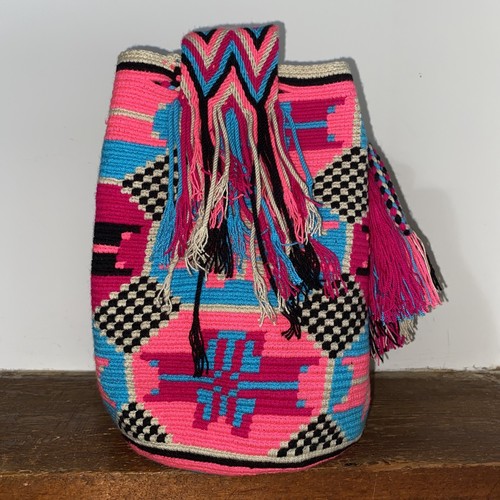 Authentic Wayuu Mochila Colombian Bag Large Neon Colors - photo 4