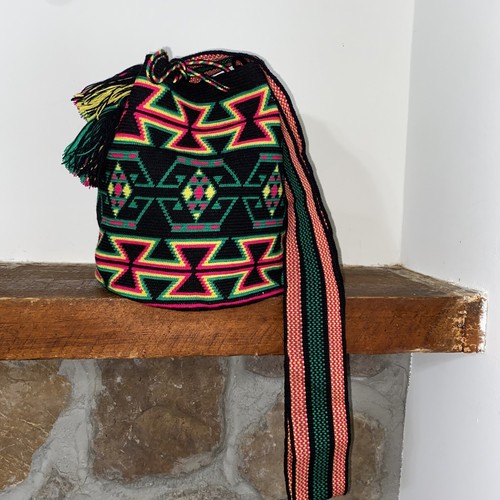 Authentic 100% Wayuu Mochila Colombian Bag Large Black - photo 2