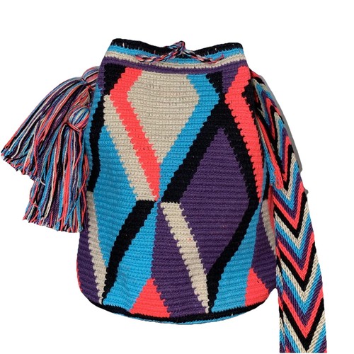 Authentic 100% Wayuu Mochila Colombian Bag Medium Size