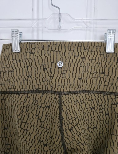NWOT Lululemon High-Rise Tight 28" Jacquard Mossy Dark Olive - photo 3