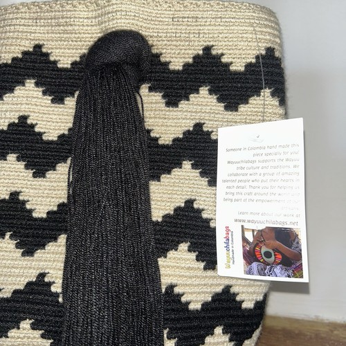 Authentic Wayuu Mochila Colombian Bag Large Chevron Black Beige - photo 2