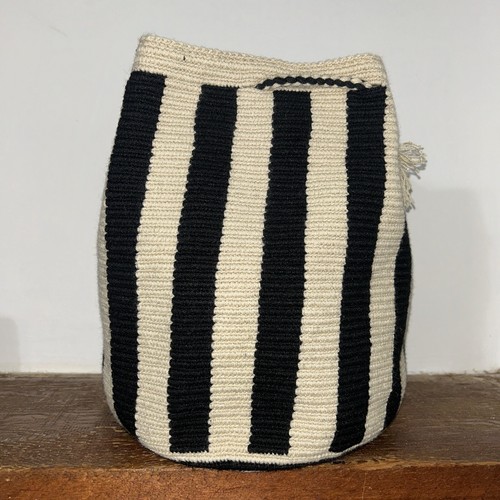 Authentic Wayuu Mochila Colombian Bag Large Striped Pom Pom - photo 3