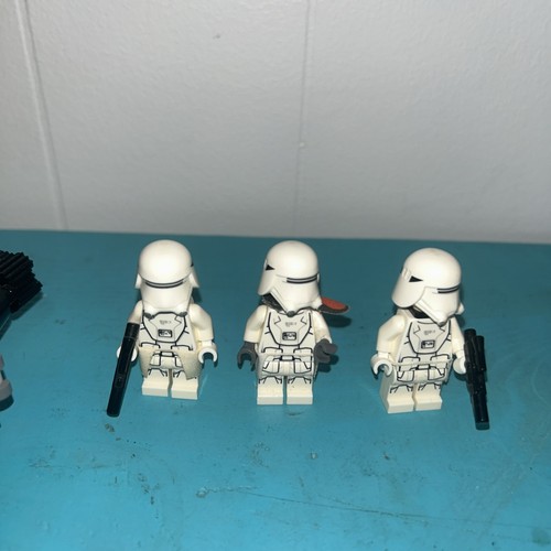 LEGO Star Wars: First Order Snowspeeder 75100 Preowned Assembled - photo 2