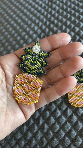 NEW Handmade folk boho statement pineapple Beaded Colombian earr - photo 3