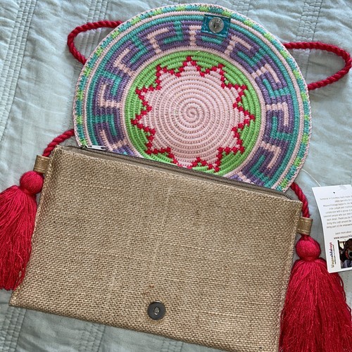 Authentic Wayuu Crossbody Clutch with Colorful Design - photo 4