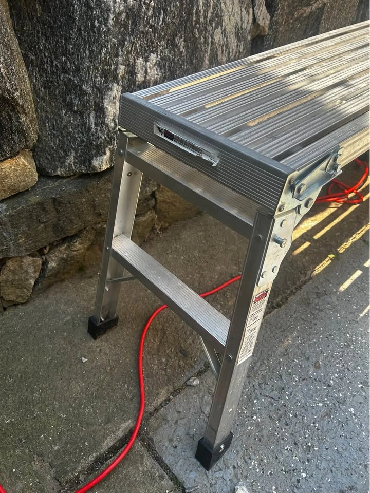 Werner Aluminum Work Platform with 225 lb. Load Capacity - photo 3