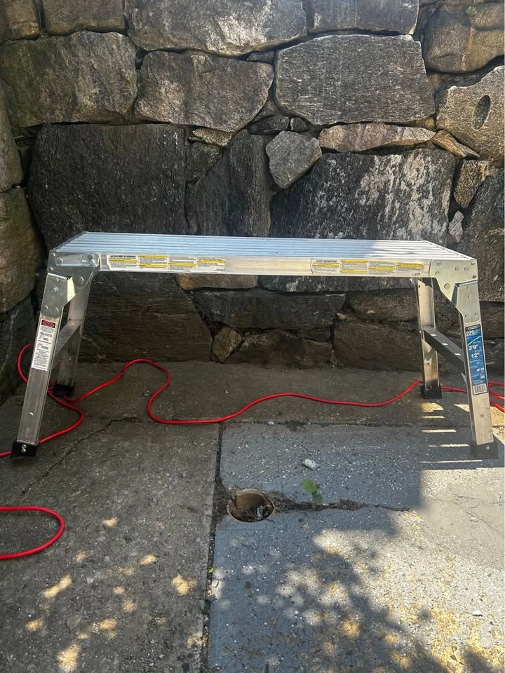 Werner Aluminum Work Platform with 225 lb. Load Capacity - photo 4