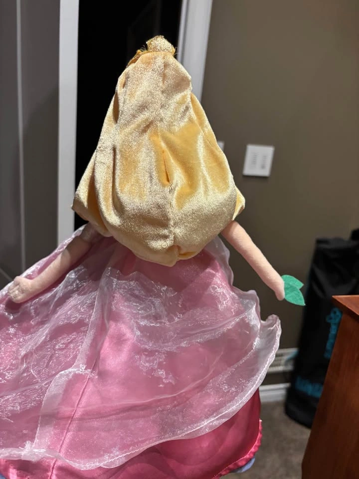 Disney Sleeping Beauty 14" Topsy Turvy Different Dresses Stuffed - photo 3