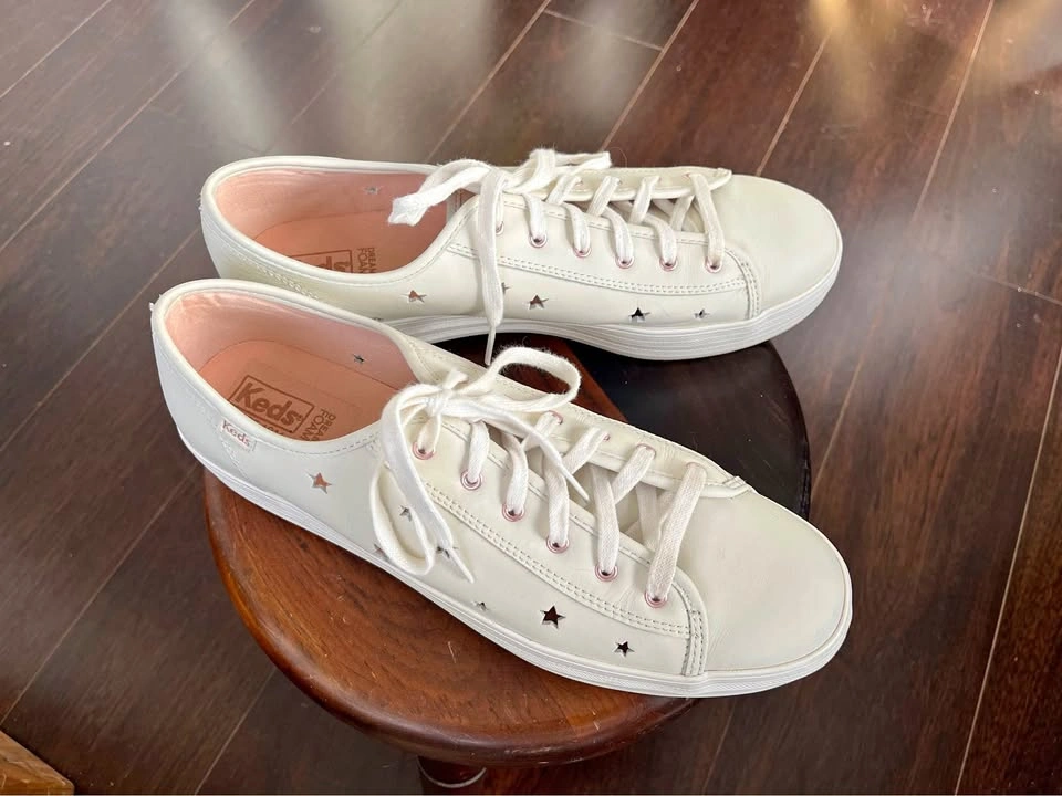 Keds white leather women’s sneakers size 11