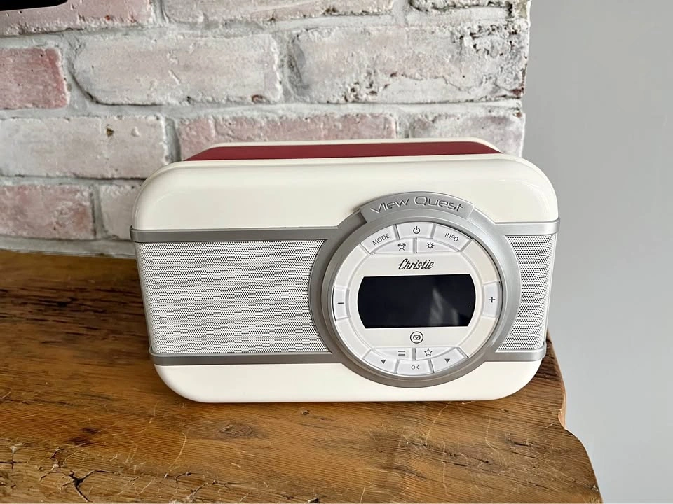 VQ Christie retro style Bluetooth Speaker Radio with alarm (red)