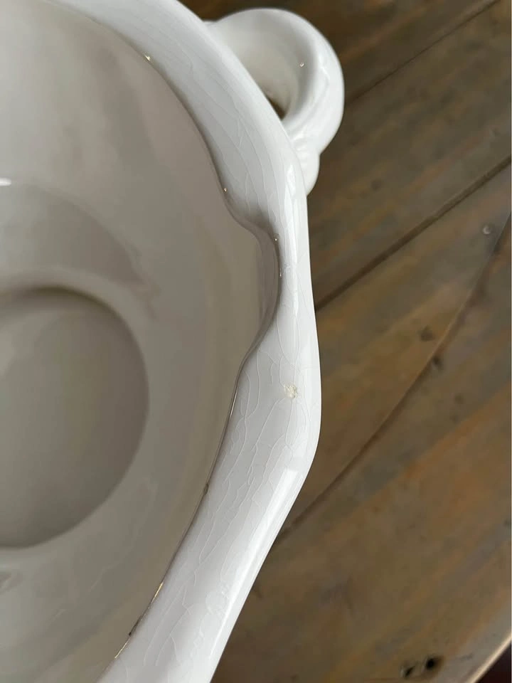 Beautiful white soup tureen - photo 5