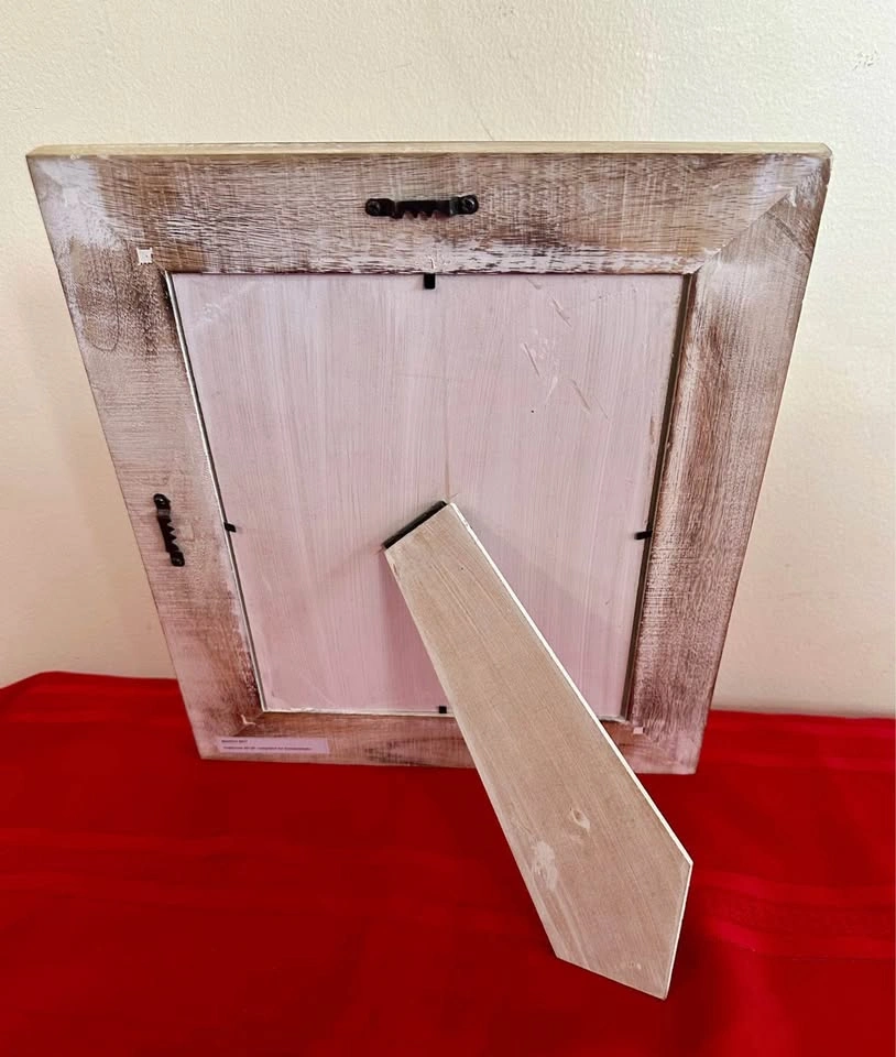 🖼️ Rustic Whitewashed Wooden Picture Frame - photo 2