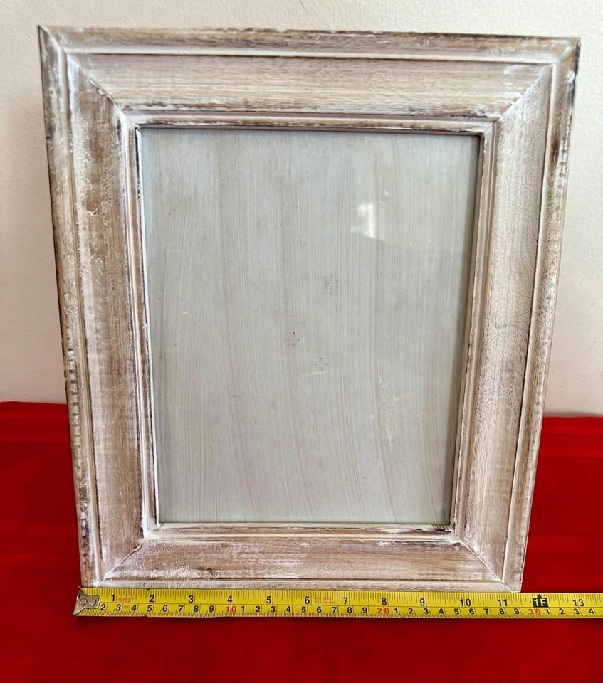 🖼️ Rustic Whitewashed Wooden Picture Frame - photo 3