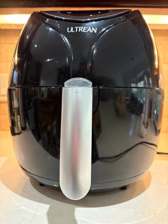 Ultrean 6-Quart XL Air Fryer – Family-Sized & Like New! thumbnail